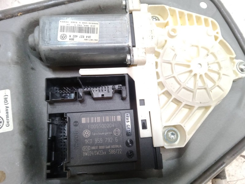 Recambio de elevalunas electrico delantero derecho para volkswagen golf v (1k1) 1.9 tdi referencia OEM IAM 1K0959792G  