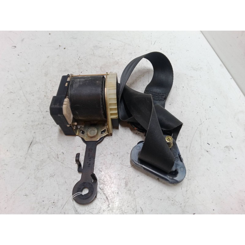 Recambio de cinturon seguridad delantero izquierdo para renault clio ii (bb_, cb_) 1.2 (bb0a, bb0f, bb10, bb1k, bb28, bb2d, bb2h Recambio de cinturon seguridad delantero izquierdo para renault clio ii (bb_, cb_) 1.2 (bb0a, bb0f, bb10, bb1k, bb28, bb2d, bb2h