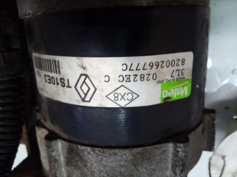 Recambio de motor arranque para renault megane ii (bm0/1_, cm0/1_) 1.6 16v (bm0c, cm0c) referencia OEM IAM 8200266777C  