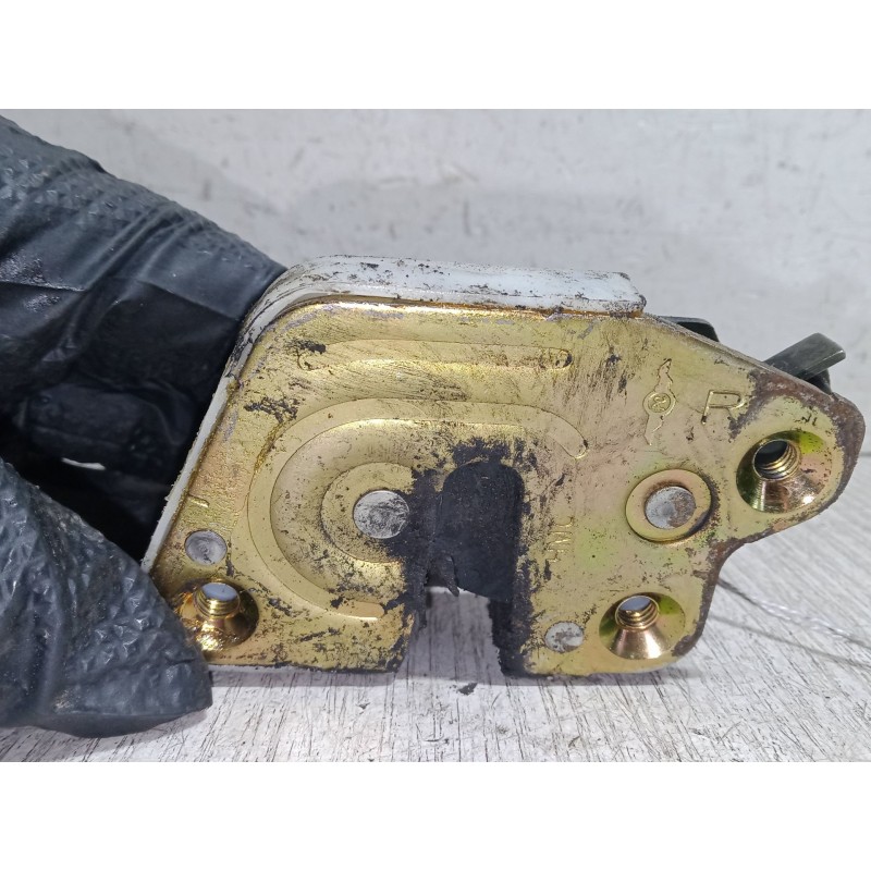 Recambio de cerradura puerta corredera derecha para hyundai h-1 / starex autobús (a1) 2.5 crdi referencia OEM IAM   