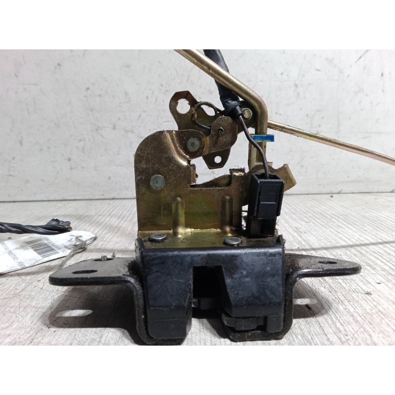 Recambio de cerradura maletero / porton para hyundai h-1 / starex autobús (a1) 2.5 crdi referencia OEM IAM   