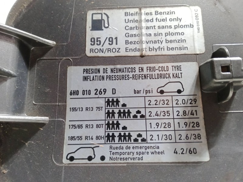 Recambio de tapa exterior combustible para seat arosa (6h1) 1.0 referencia OEM IAM    Recambio de tapa exterior combustible para seat arosa (6h1) 1.0 referencia OEM IAM