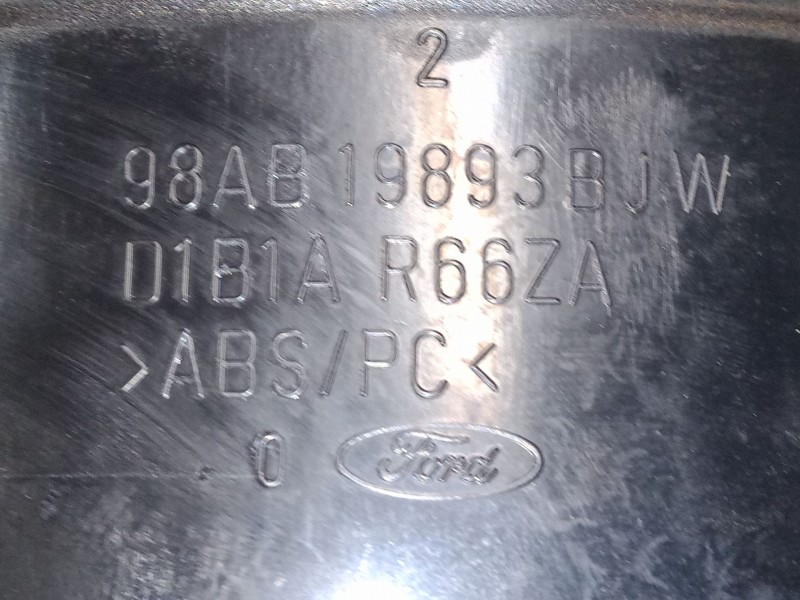 Recambio de aireador derecho para ford focus i (daw, dbw) 2.0 16v referencia OEM IAM    Recambio de aireador derecho para ford focus i (daw, dbw) 2.0 16v referencia OEM IAM