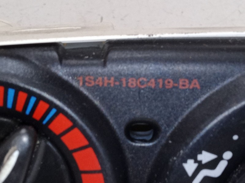 Recambio de mando climatizador para ford focus i (daw, dbw) 2.0 16v referencia OEM IAM    Recambio de mando climatizador para ford focus i (daw, dbw) 2.0 16v referencia OEM IAM