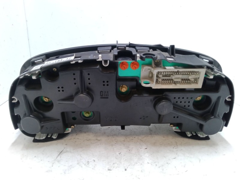 Recambio de cuadro instrumentos para opel zafira a monospace (t98) 2.0 dti 16v (f75) referencia OEM IAM    Recambio de cuadro instrumentos para opel zafira a monospace (t98) 2.0 dti 16v (f75) referencia OEM IAM