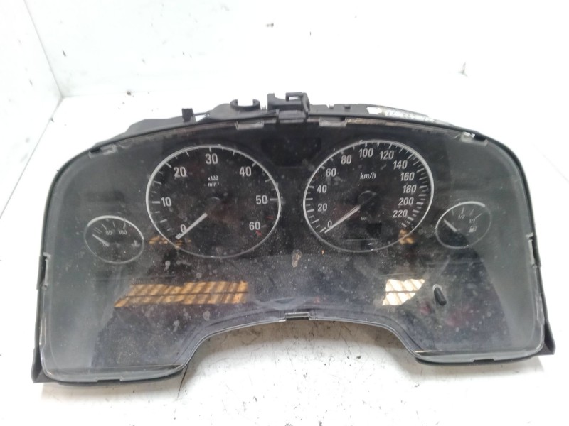 Recambio de cuadro instrumentos para opel zafira a monospace (t98) 2.0 dti 16v (f75) referencia OEM IAM    Recambio de cuadro instrumentos para opel zafira a monospace (t98) 2.0 dti 16v (f75) referencia OEM IAM