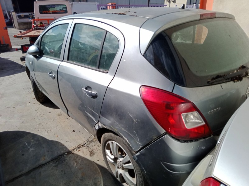 opel corsa d (s07) del año 2010