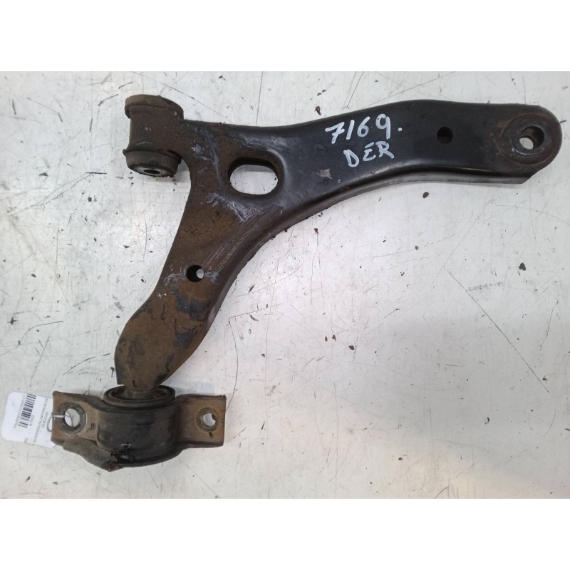 Recambio de brazo suspension inferior delantero derecho para ford tourneo connect 1.8 tdci referencia OEM IAM   