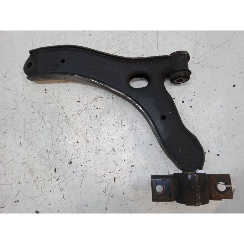 Recambio de brazo suspension inferior delantero derecho para ford tourneo connect 1.8 tdci referencia OEM IAM    Recambio de brazo suspension inferior delantero derecho para ford tourneo connect 1.8 tdci referencia OEM IAM