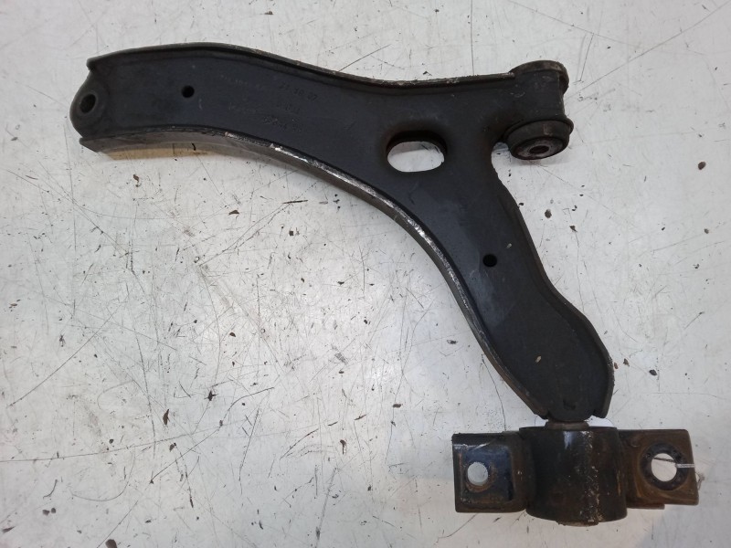 Recambio de brazo suspension inferior delantero derecho para ford tourneo connect 1.8 tdci referencia OEM IAM    Recambio de brazo suspension inferior delantero derecho para ford tourneo connect 1.8 tdci referencia OEM IAM