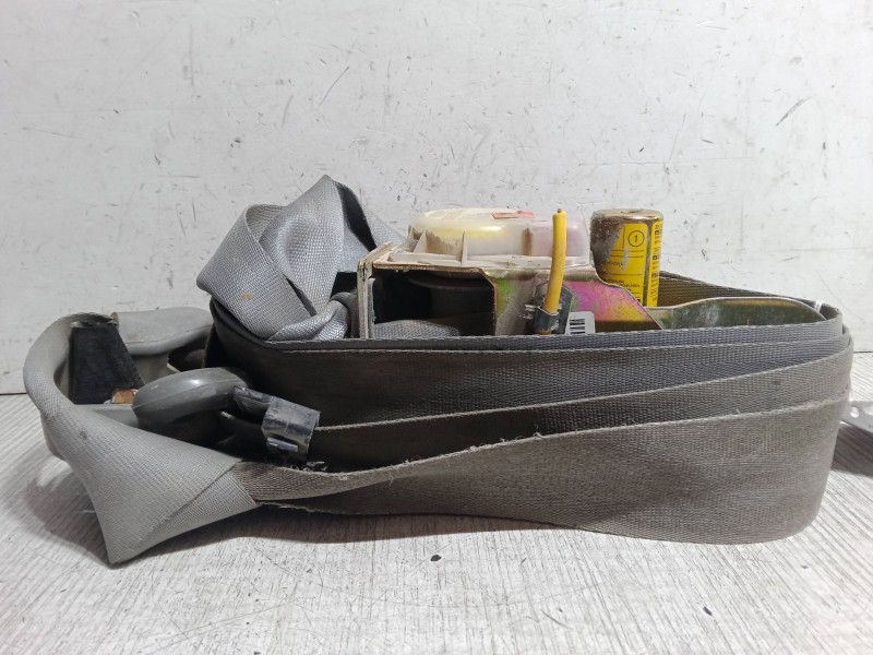 Recambio de cinturon seguridad delantero izquierdo para kia sorento i (jc) 2.5 crdi referencia OEM IAM    Recambio de cinturon seguridad delantero izquierdo para kia sorento i (jc) 2.5 crdi referencia OEM IAM