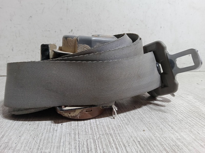 Recambio de cinturon seguridad trasero izquierdo para kia sorento i (jc) 2.5 crdi referencia OEM IAM    Recambio de cinturon seguridad trasero izquierdo para kia sorento i (jc) 2.5 crdi referencia OEM IAM