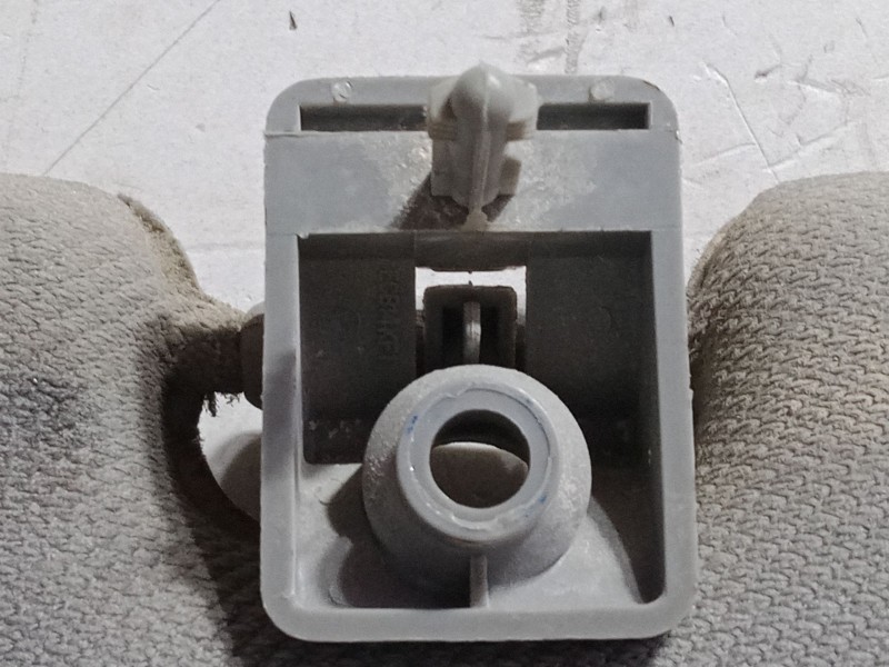 Recambio de parasol derecho para kia sorento i (jc) 2.5 crdi referencia OEM IAM   