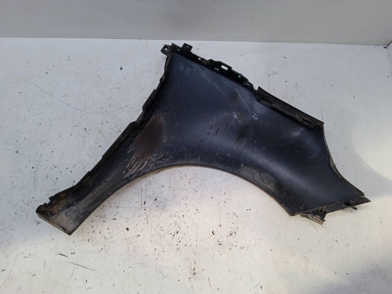 Recambio de aleta delantera izquierda para renault scénic iii (jz0/1_) 1.5 dci referencia OEM IAM   