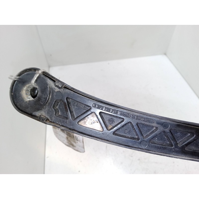 Recambio de brazo limpia delantero izquierdo para mercedes-benz clase e (w212) e 200 cdi / bluetec (212.005, 212.006) referencia