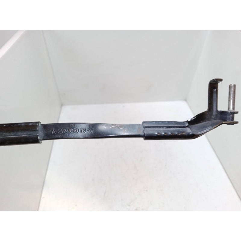 Recambio de brazo limpia delantero izquierdo para mercedes-benz clase e (w212) e 200 cdi / bluetec (212.005, 212.006) referencia