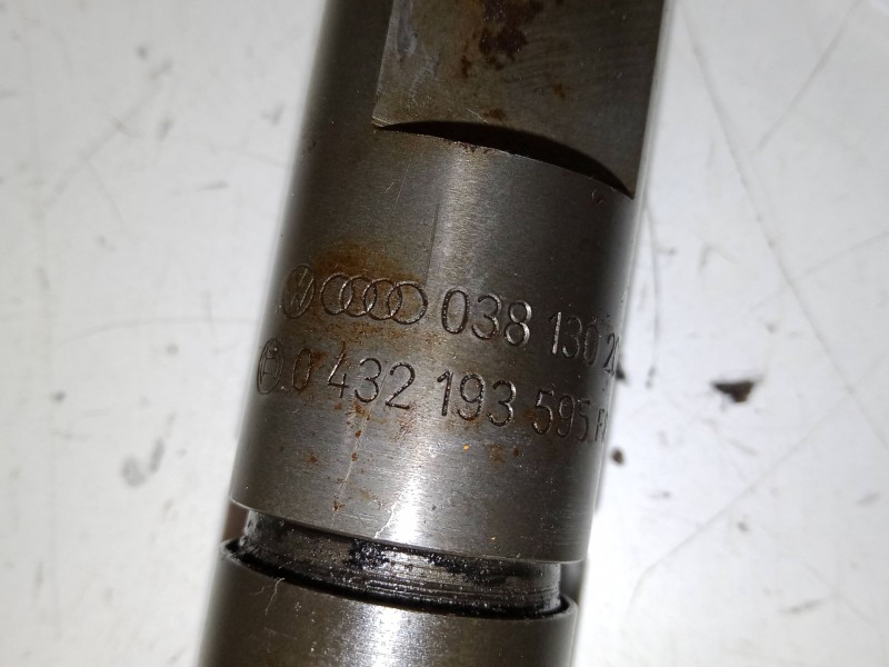 Recambio de inyector para seat leon (1m1) 1.9 tdi referencia OEM IAM   