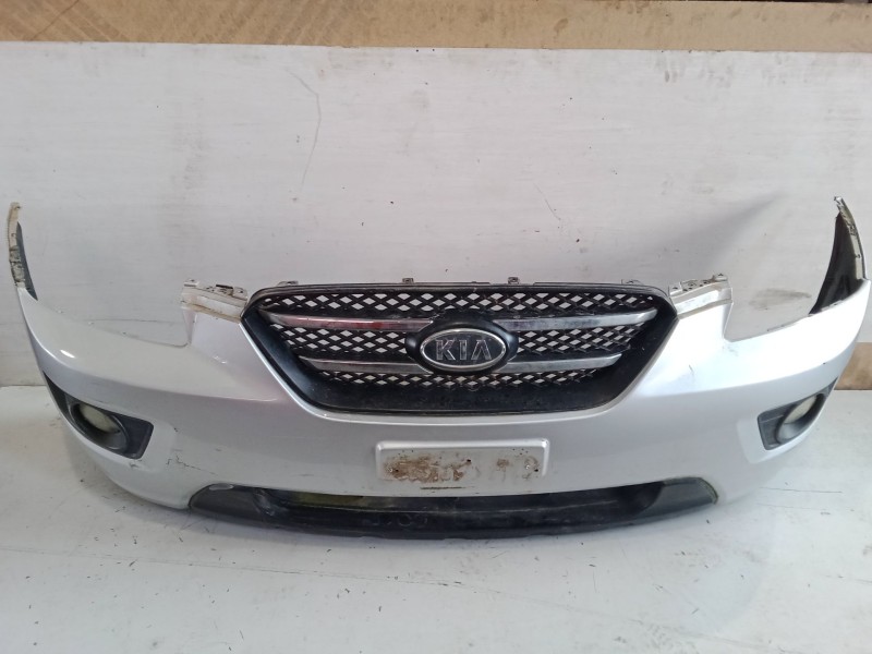 Recambio de paragolpes delantero para kia carens iii monospace (un) 2.0 crdi 140 referencia OEM IAM    Recambio de paragolpes delantero para kia carens iii monospace (un) 2.0 crdi 140 referencia OEM IAM