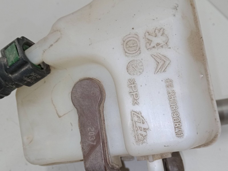 Recambio de bomba freno para peugeot 308 ii (lb_, lp_, lw_, lh_, l3_) 1.2 thp 110 referencia OEM IAM    Recambio de bomba freno para peugeot 308 ii (lb_, lp_, lw_, lh_, l3_) 1.2 thp 110 referencia OEM IAM