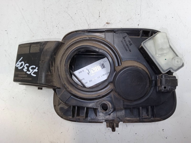 Recambio de tapa exterior combustible para peugeot 308 ii (lb_, lp_, lw_, lh_, l3_) 1.2 thp 110 referencia OEM IAM    Recambio de tapa exterior combustible para peugeot 308 ii (lb_, lp_, lw_, lh_, l3_) 1.2 thp 110 referencia OEM IAM