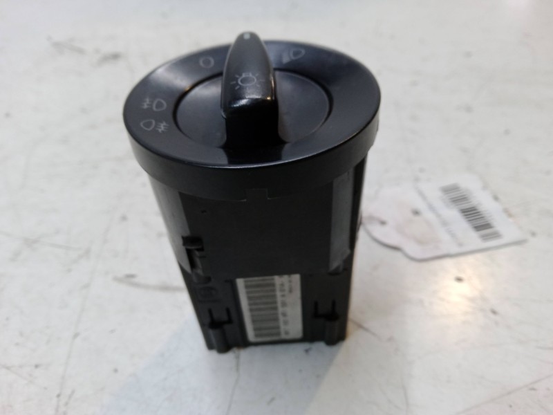 Recambio de conmutador de luces para volkswagen golf iv (1j1) 2.0 referencia OEM IAM 1C0941531  