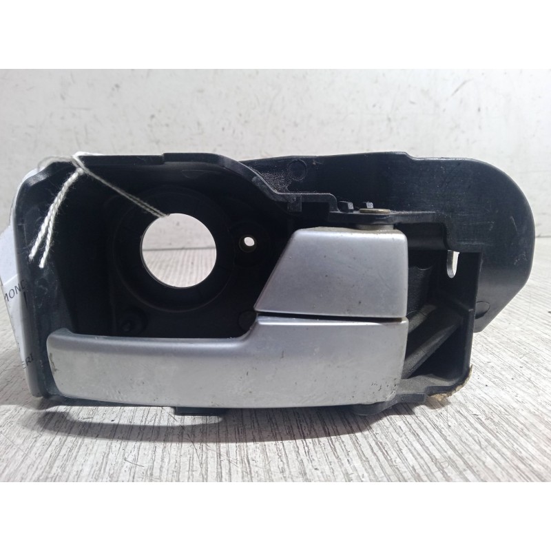Recambio de maneta interior puerta delantera derecha para ford mondeo iii sedán (b4y) 2.0 16v di / tddi / tdci referencia OEM IA