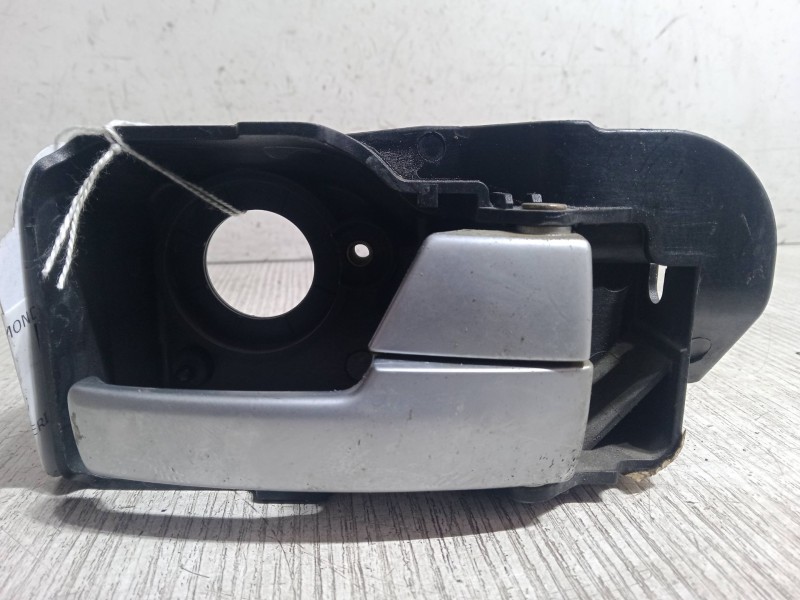 Recambio de maneta interior puerta delantera derecha para ford mondeo iii sedán (b4y) 2.0 16v di / tddi / tdci referencia OEM IA