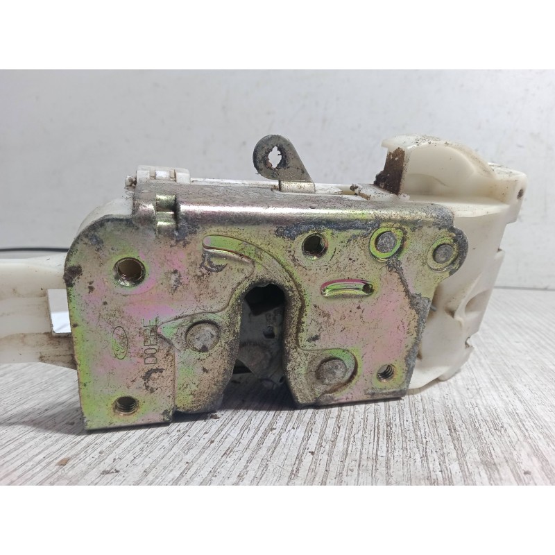 Recambio de cerradura puerta delantera derecha para ford mondeo iii sedán (b4y) 2.0 16v di / tddi / tdci referencia OEM IAM   