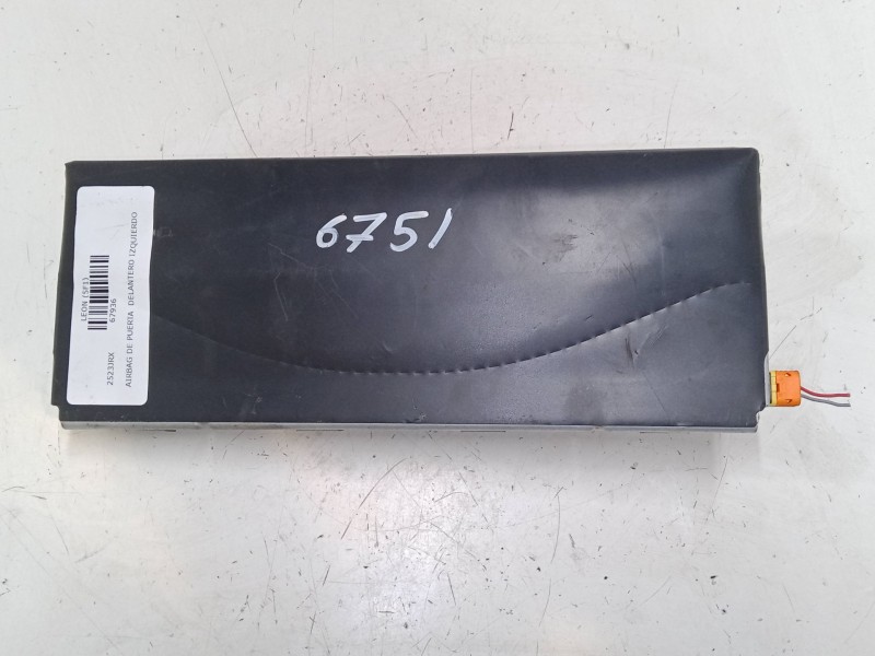 Recambio de airbag de puerta delantero izquierdo para seat leon (5f1) 1.4 tsi referencia OEM IAM 5G1880841C  