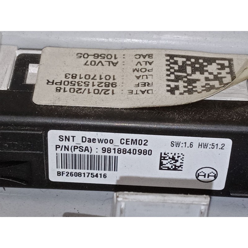 Recambio de luz interior delantera para peugeot 308 ii (lb_, lp_, lw_, lh_, l3_) 1.2 thp 110 referencia OEM IAM 9818840980   Recambio de luz interior delantera para peugeot 308 ii (lb_, lp_, lw_, lh_, l3_) 1.2 thp 110 referencia OEM IAM 9818840980