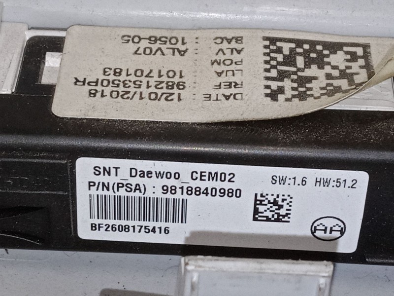 Recambio de luz interior delantera para peugeot 308 ii (lb_, lp_, lw_, lh_, l3_) 1.2 thp 110 referencia OEM IAM 9818840980   Recambio de luz interior delantera para peugeot 308 ii (lb_, lp_, lw_, lh_, l3_) 1.2 thp 110 referencia OEM IAM 9818840980