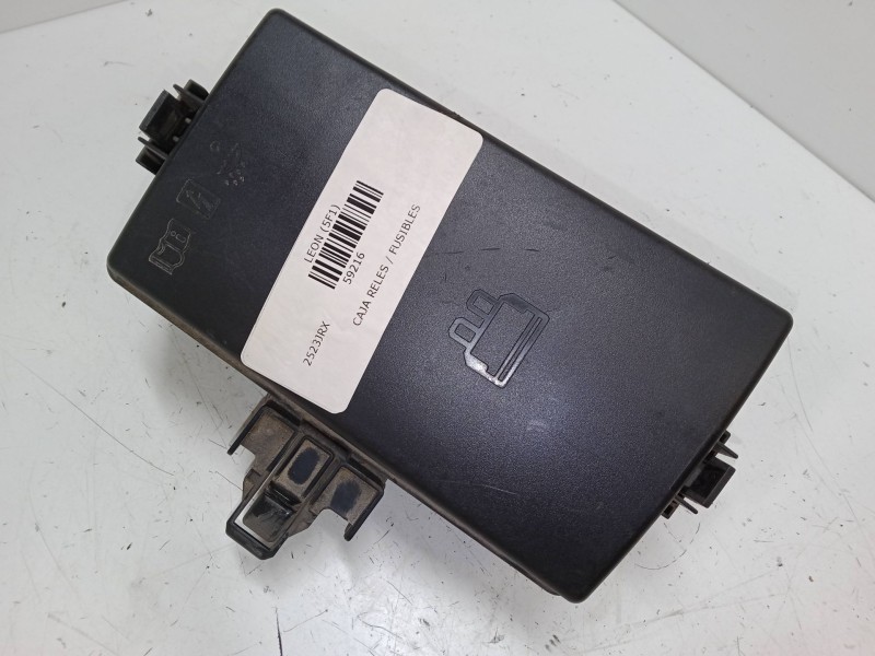 Recambio de caja reles / fusibles para seat leon (5f1) 1.4 tsi referencia OEM IAM 5Q0907361C  