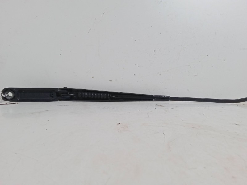 Recambio de brazo limpia delantero derecho para seat ibiza v (kj1, kjg) 1.6 tdi referencia OEM IAM   