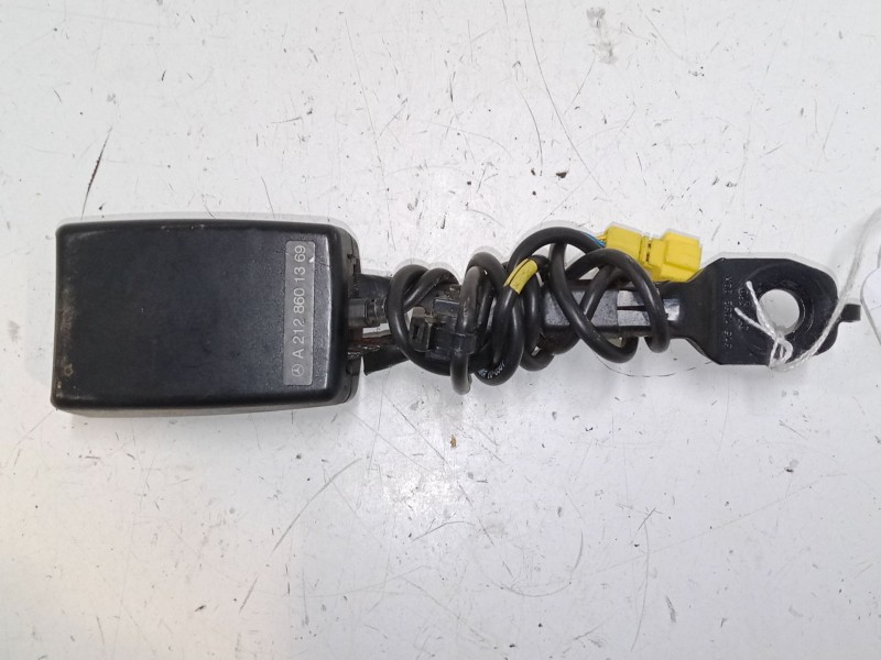 Recambio de anclaje cinturon delantero izquierdo para mercedes-benz clase e (w212) e 200 cdi / bluetec (212.005, 212.006) refere