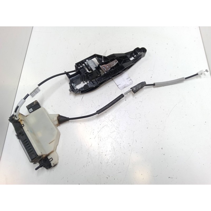 Recambio de cerradura puerta trasera derecha para peugeot 208 i (ca_, cc_) 1.2 vti 82 referencia OEM IAM 9612501280  