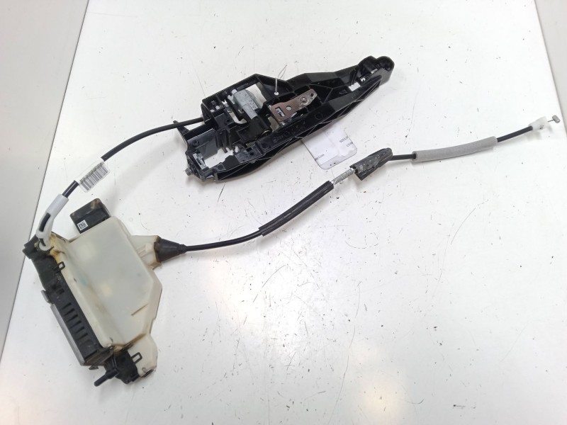 Recambio de cerradura puerta trasera derecha para peugeot 208 i (ca_, cc_) 1.2 vti 82 referencia OEM IAM 9612501280   Recambio de cerradura puerta trasera derecha para peugeot 208 i (ca_, cc_) 1.2 vti 82 referencia OEM IAM 9612501280