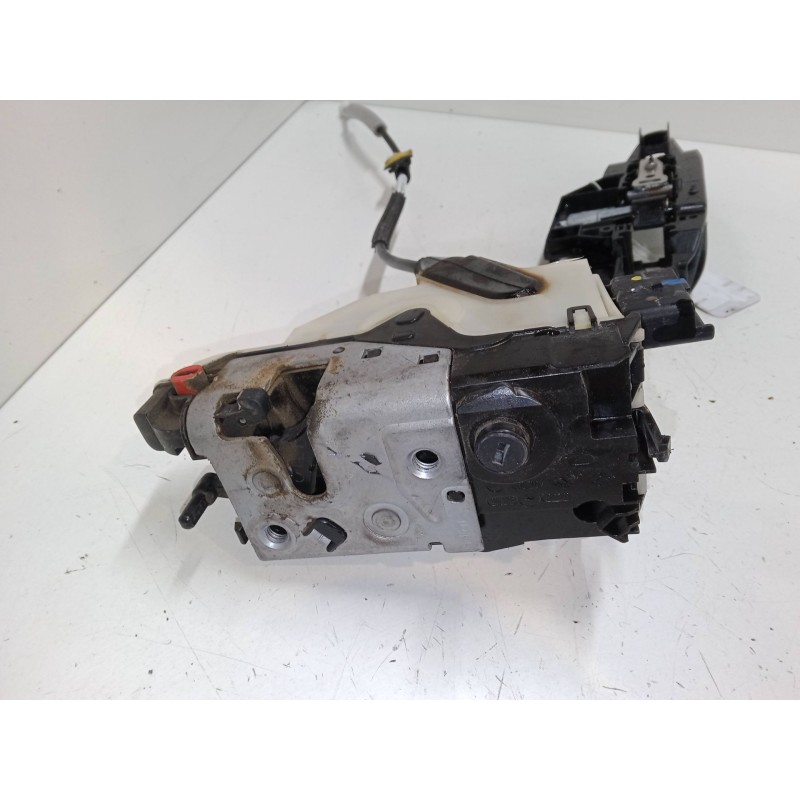 Recambio de cerradura puerta trasera derecha para peugeot 208 i (ca_, cc_) 1.2 vti 82 referencia OEM IAM 9612501280   Recambio de cerradura puerta trasera derecha para peugeot 208 i (ca_, cc_) 1.2 vti 82 referencia OEM IAM 9612501280