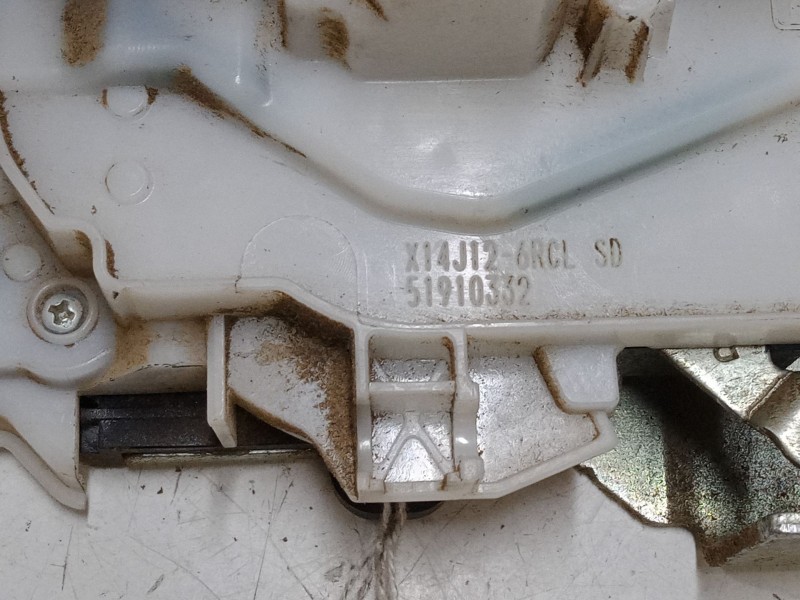 Recambio de cerradura puerta delantera derecha para erke erke opel combo opel combo referencia OEM IAM   