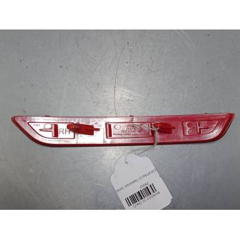 CATADIOPTRICO TRASERO DERECHO 7S71515B0AC 