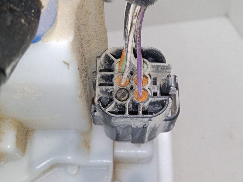 Recambio de cerradura puerta delantera izquierda para erke erke opel combo opel combo referencia OEM IAM   