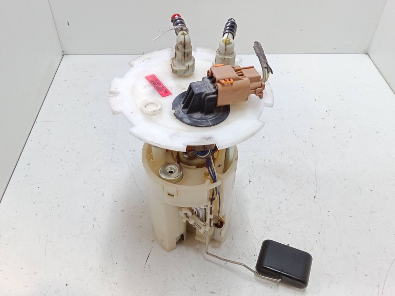 Recambio de aforador para chevrolet aveo / kalos sedán (t200) 1.4 referencia OEM IAM 96447642  