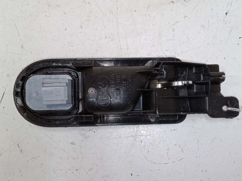 Recambio de maneta interior puerta delantera izquierda para volkswagen golf iv (1j1) 1.9 tdi 4motion referencia OEM IAM   