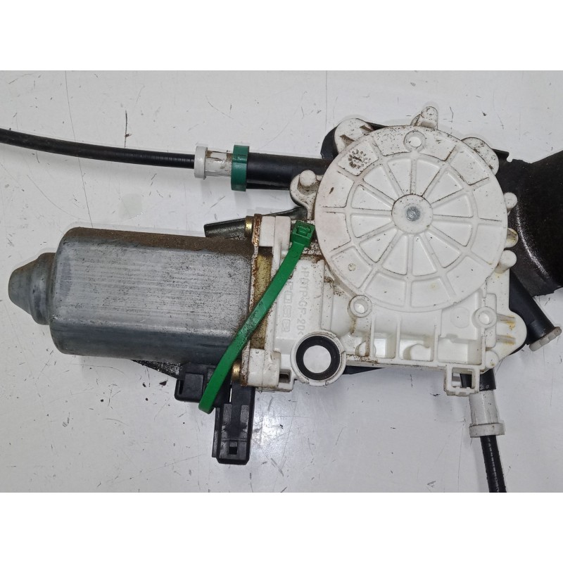 Recambio de elevalunas electrico delantero derecho para land rover freelander i (l314) 2.0 td4 4x4 referencia OEM IAM    Recambio de elevalunas electrico delantero derecho para land rover freelander i (l314) 2.0 td4 4x4 referencia OEM IAM