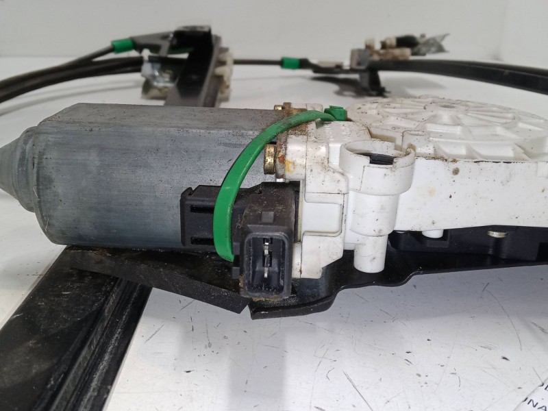 Recambio de elevalunas electrico delantero derecho para land rover freelander i (l314) 2.0 td4 4x4 referencia OEM IAM    Recambio de elevalunas electrico delantero derecho para land rover freelander i (l314) 2.0 td4 4x4 referencia OEM IAM