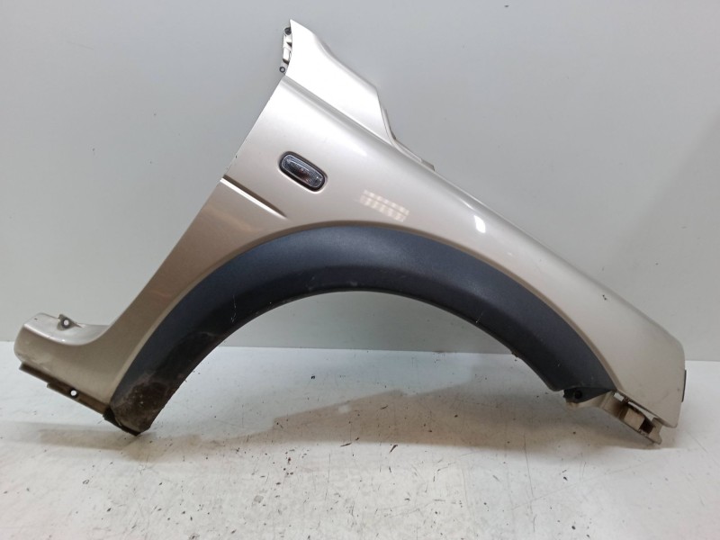 Recambio de aleta delantera derecha para land rover freelander i (l314) 2.0 td4 4x4 referencia OEM IAM    Recambio de aleta delantera derecha para land rover freelander i (l314) 2.0 td4 4x4 referencia OEM IAM