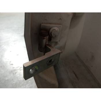 PUERTA DELANTERA DERECHA 