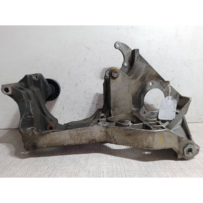 Recambio de soporte alternador para seat leon (1m1) 1.9 tdi referencia OEM IAM   