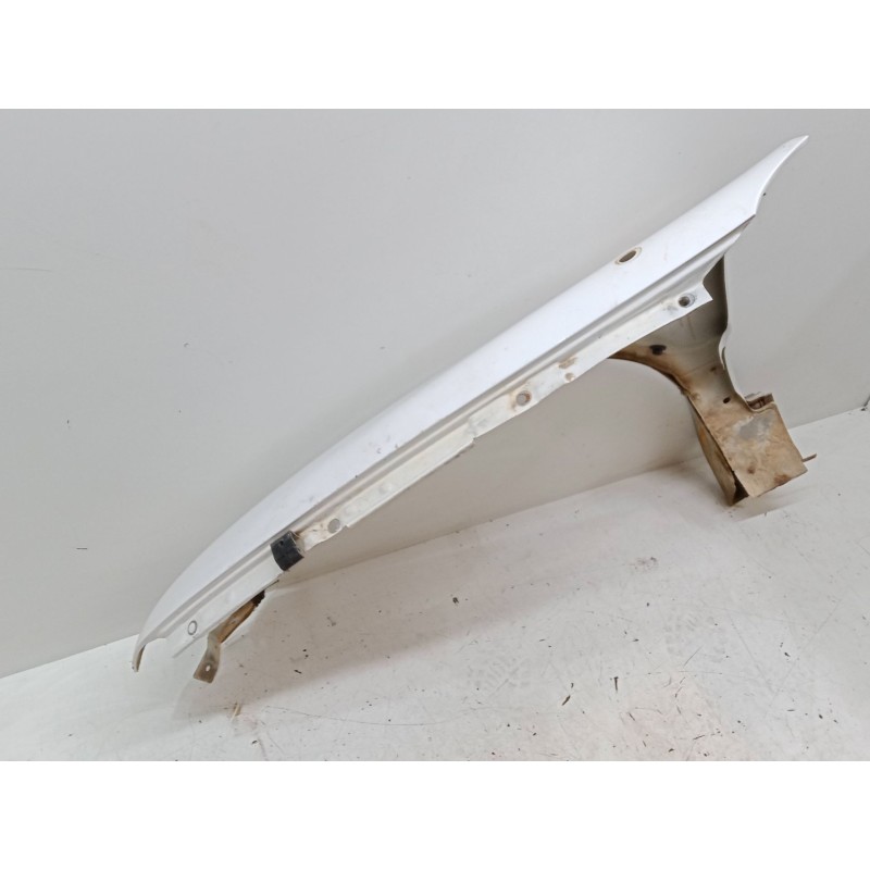 Recambio de aleta delantera derecha para kia sportage suv (k00) 2.0 td 4wd referencia OEM IAM    Recambio de aleta delantera derecha para kia sportage suv (k00) 2.0 td 4wd referencia OEM IAM