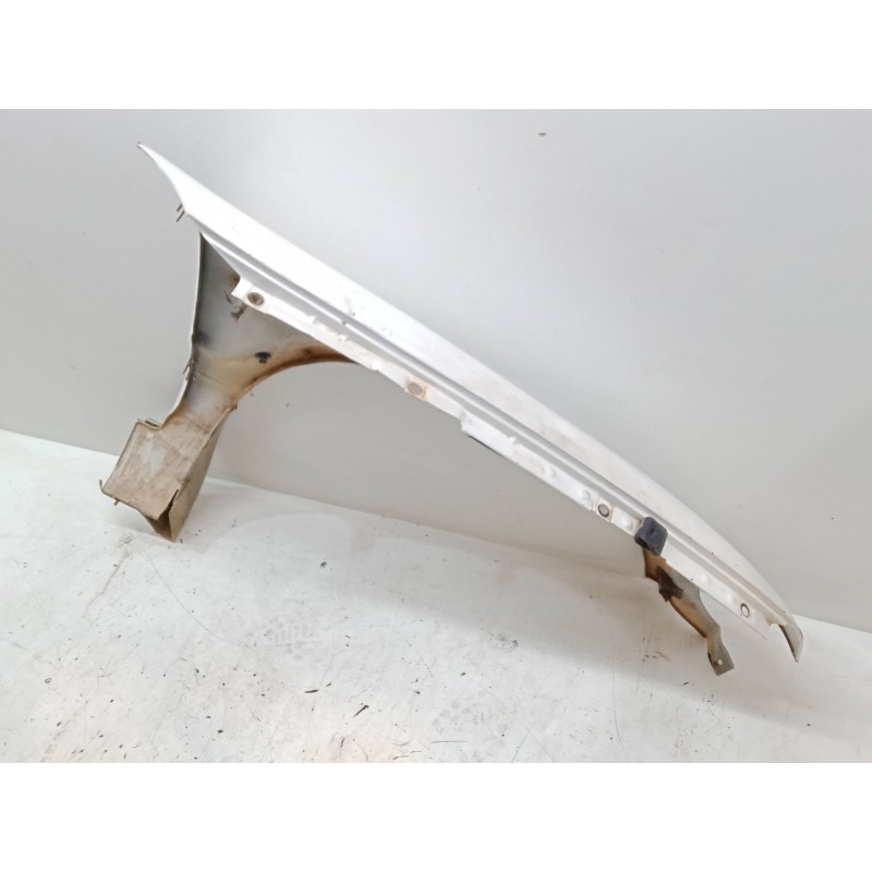 Recambio de aleta delantera izquierda para kia sportage suv (k00) 2.0 td 4wd referencia OEM IAM    Recambio de aleta delantera izquierda para kia sportage suv (k00) 2.0 td 4wd referencia OEM IAM