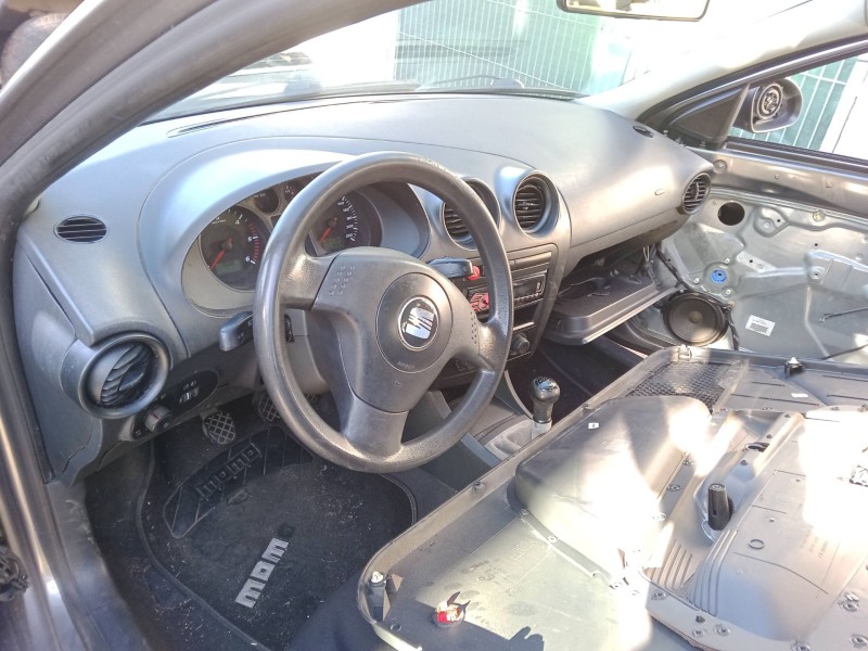 seat ibiza iii (6l1) del año 2002